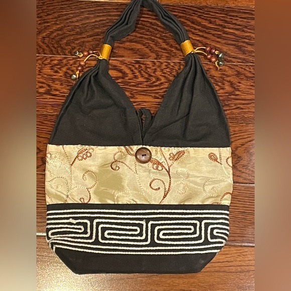 Eclectic light weight cloth purse. - Picture 2 of 3